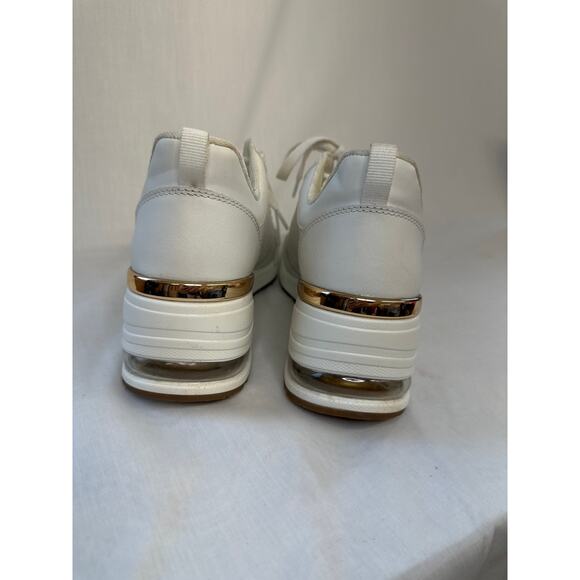 Sketchers million Air elevated air
womens size 9 - Picture 3 of 8